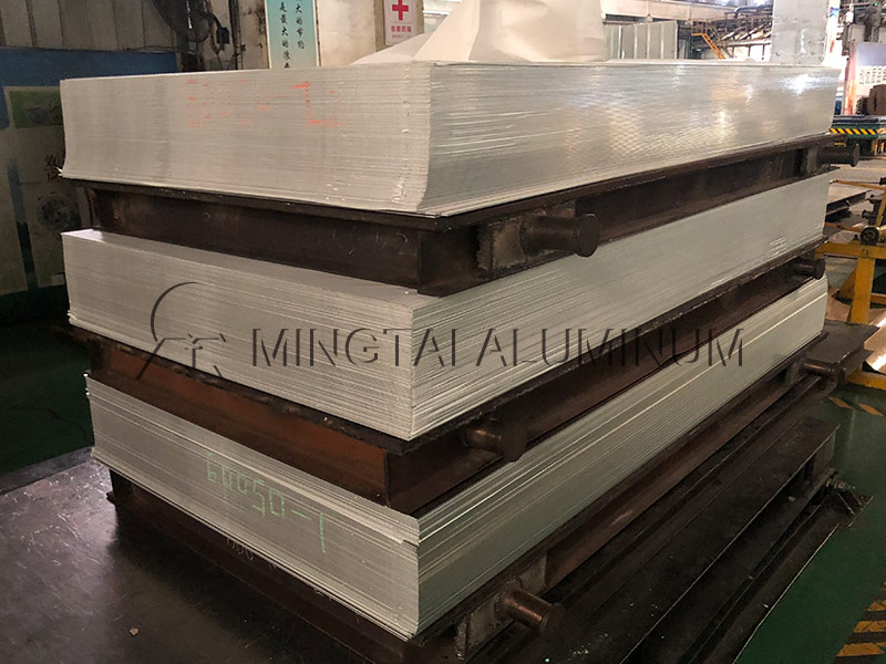 食品模具用鋁板對于中厚鋁板衛(wèi)生標準有啥要求？