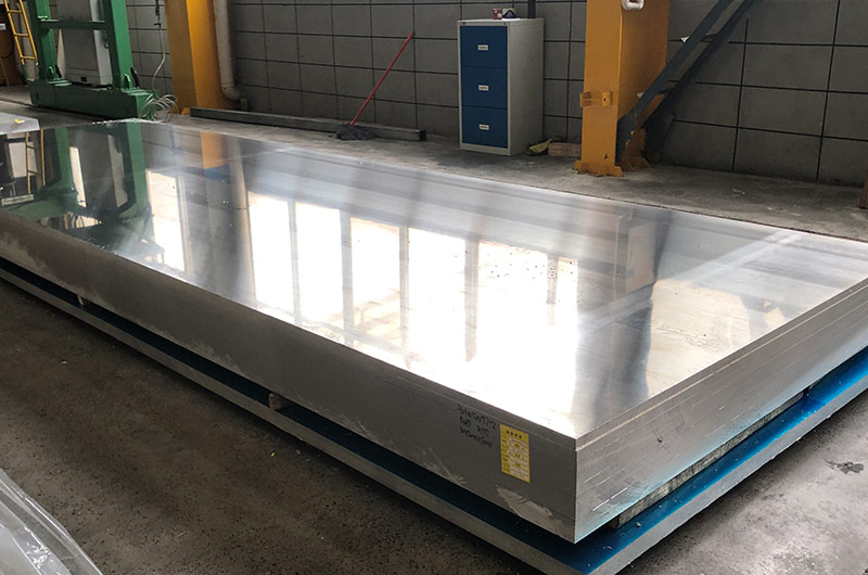 河南明泰鋁業(yè)模具鋁板原材料5052鋁板、6061鋁板