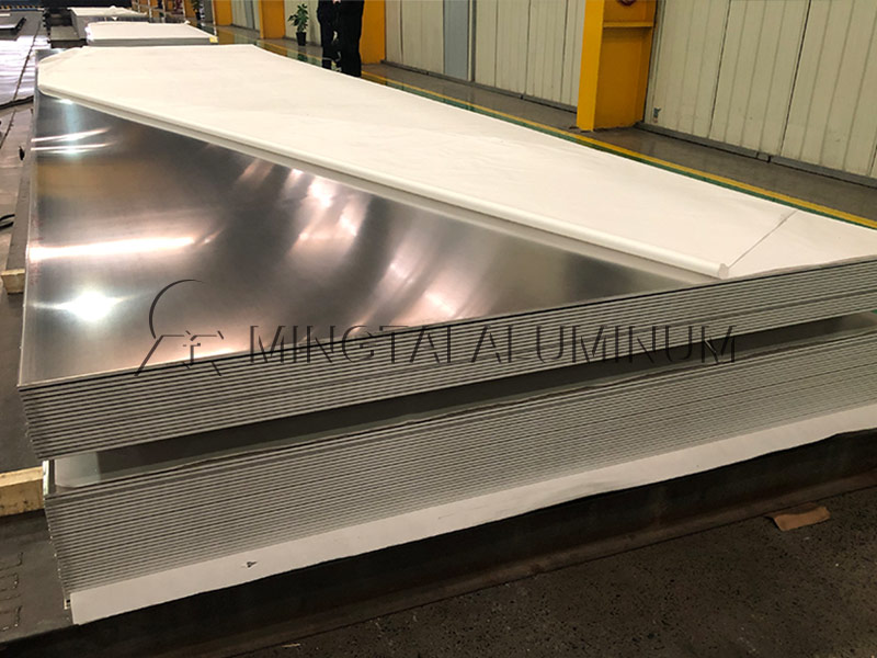 LNG儲罐用5083鋁板_明泰鋁業(yè)lng儲罐灌頂?shù)蹴斢?083鋁板廠家_擁有16萬方的業(yè)績項(xiàng)目經(jīng)驗(yàn)