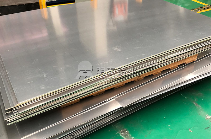 廣東電池托盤用鋁合金板帶規(guī)格有哪些？具體價(jià)格多少